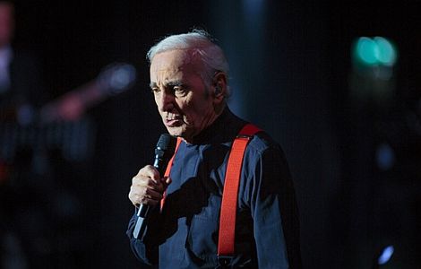 Charles Aznavour vystoupí se sedmičlennou kapelou