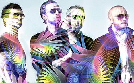 Coldplay baví barevný svět