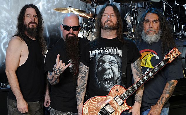 Titáni thrash metalu Slayer se loučí koncertním filmem plným krve