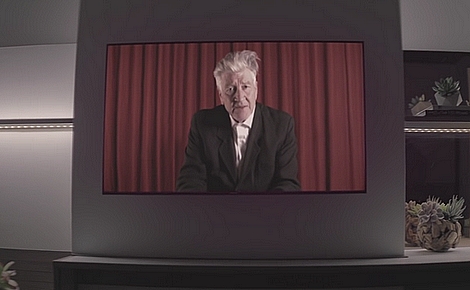 David Lynch v surrealistickém kraťasu